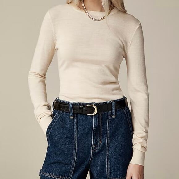 J Crew Women's Carolyn 100% Merino Wool Fitted Crewneck Sweater Medium Sand - Picture 1 of 16